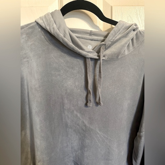 SO Women's The Lounge Life Softest Hoodie, Ideal Gray, Size XL - Picture 2 of 8